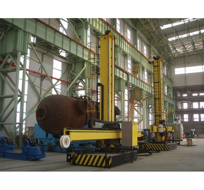 中型V軌操作機(jī)